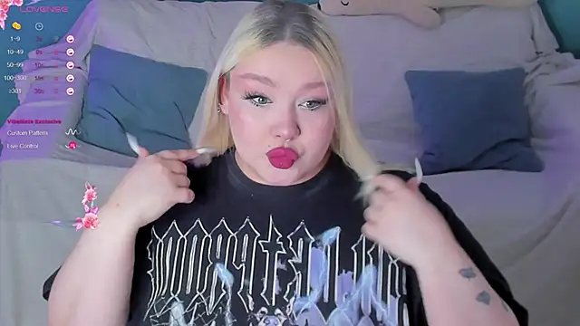 LilyBelll online show from February 24, 9:52 pm