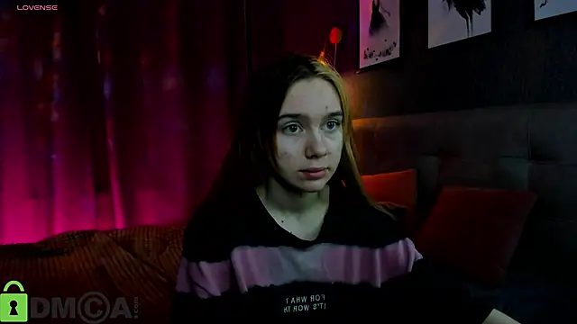 Lesi Moonie01 online show from October 19, 6:58 am