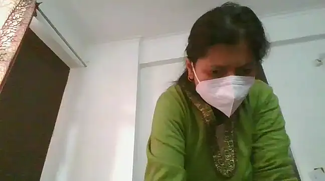 Snapshot of cutiecatty21 chatting on December 6, 8:37 am cutiecatty21 online show from December 6, 8:37 am