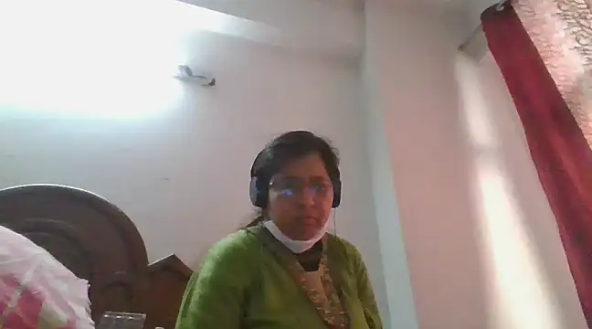 Snapshot of cutiecatty21 chatting on December 9, 9:28 am cutiecatty21 online show from December 9, 9:28 am