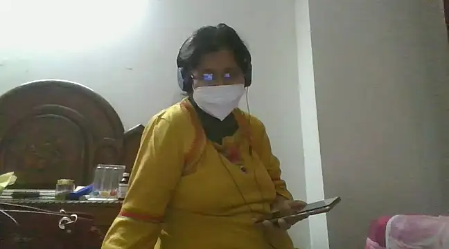 Snapshot of cutiecatty21 chatting on December 10, 2:50 pm cutiecatty21 online show from December 10, 2:50 pm