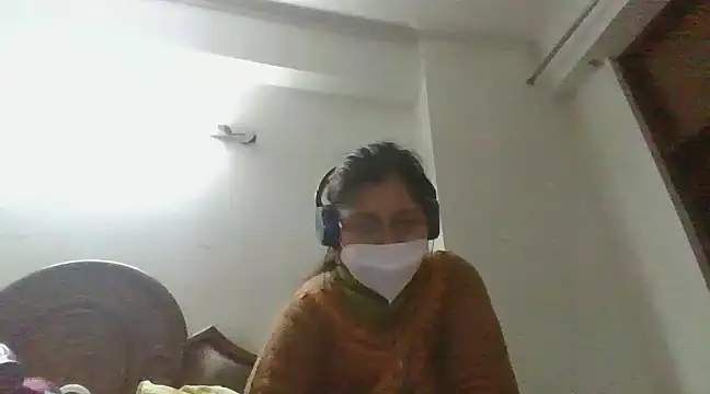 Snapshot of cutiecatty21 chatting on December 25, 2:13 pm cutiecatty21 online show from December 25, 2:13 pm