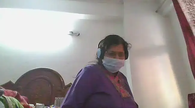 Snapshot of cutiecatty21 chatting on February 14, 11:31 am cutiecatty21 online show from February 14, 11:31 am