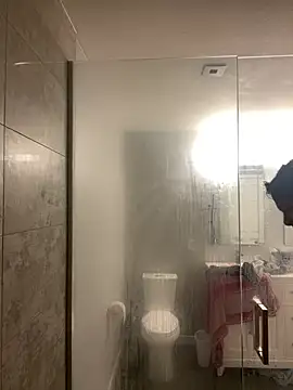 Snapshot of thtmexicanthickcock chatting on December 12, 1:43 am thtmexicanthickcock online show from December 12, 1:43 am