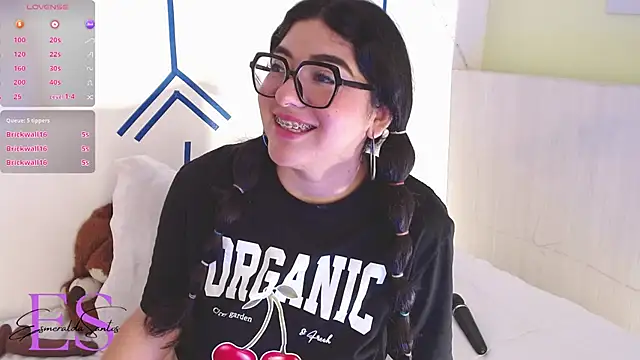 EsmeraldaSantoss online show from December 30, 3:35 pm