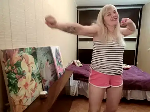 Lia Laguna77 online show from December 22, 3:55 pm