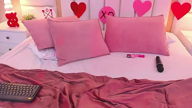 AmbarSantany online show from February 14, 1:34 am