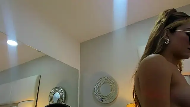 AmbarSantany online show from March 13, 8:32 pm