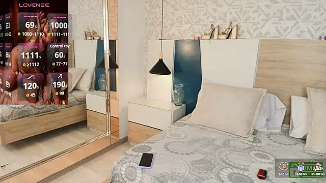 Snapshot of Megansttein_ chatting on October 8, 7:33 pm Megansttein online show from October 8, 7:33 pm