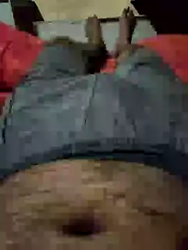 Snapshot of Smollie chatting on December 5, 4:55 pm Smollie online show from December 5, 4:55 pm