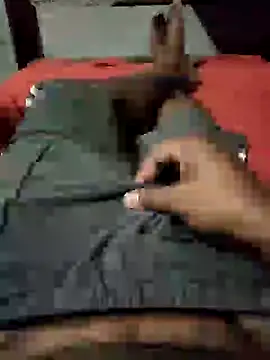 Snapshot of Smollie chatting on December 7, 4:25 pm Smollie online show from December 7, 4:25 pm