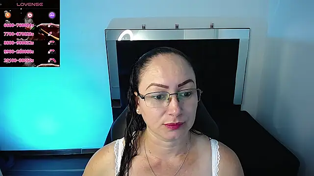 milly sanchez online show from March 11, 9:48 pm