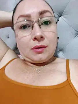 milly sanchez online show from May 17, 5:20 pm