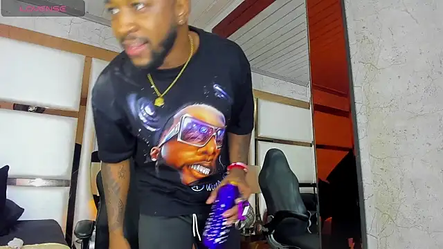 Drake Nassir4 online show from November 21, 2:38 pm