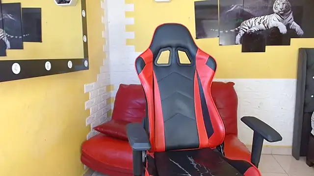 Snapshot of jose_sexycumm chatting on September 24, 8:23 pm jose sexycumm online show from September 24, 8:23 pm