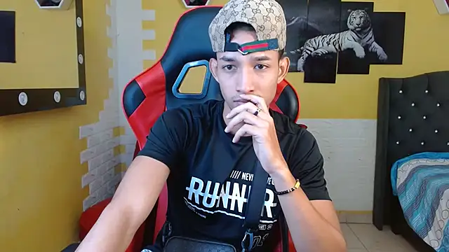 Snapshot of jose_sexycumm chatting on October 5, 7:12 pm jose sexycumm online show from October 5, 7:12 pm