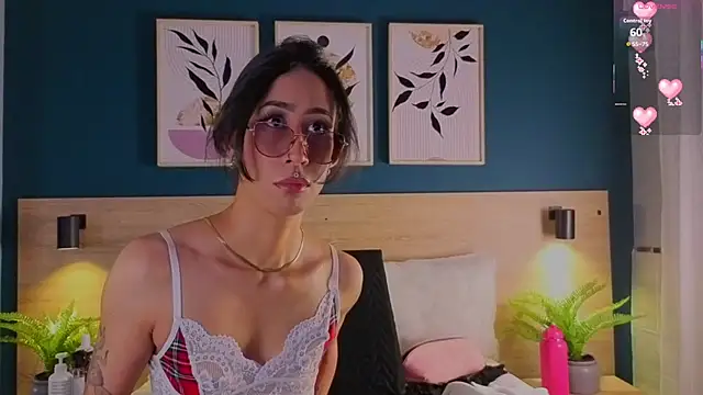 GabyPetit online show from September 21, 1:57 pm