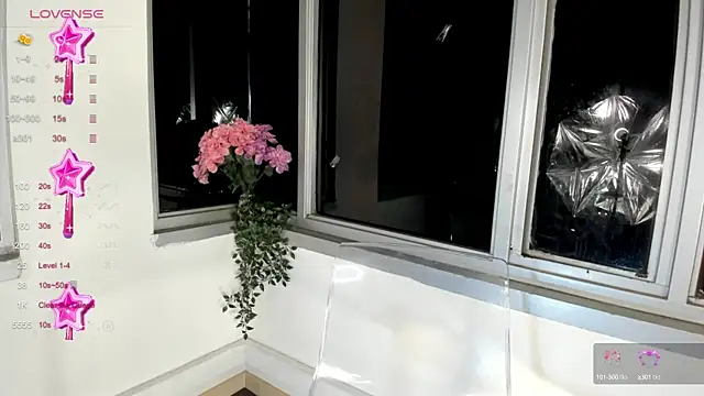 Snapshot of Megan_Lim chatting on January 10, 10:17 am Megan Lim online show from January 10, 10:17 am