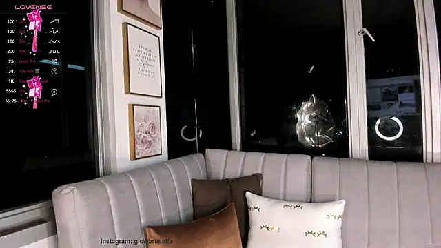 Snapshot of Megan_Lim chatting on January 24, 10:21 am Megan Lim online show from January 24, 10:21 am