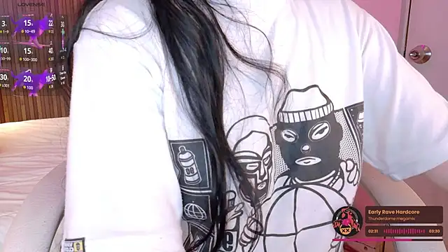 Lucy Smith2 online show from December 2, 4:29 am