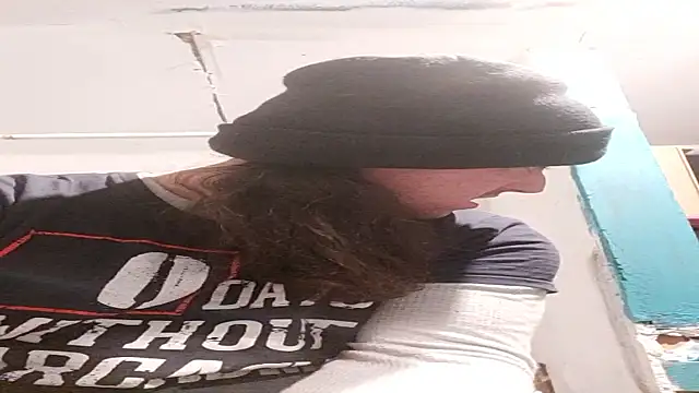 Boo-boo kittyfux online show from November 29, 9:45 am