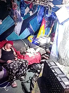 Boo-boo kittyfux online show from February 10, 1:04 pm