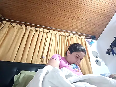 Snapshot of yajahil chatting on October 12, 6:01 am yajahil online show from October 12, 6:01 am