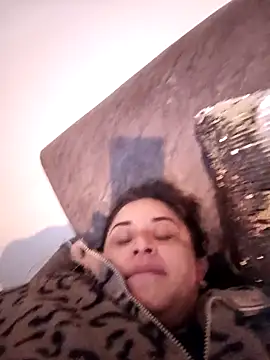 Snapshot of yajahil chatting on February 8, 4:16 am yajahil online show from February 8, 4:16 am