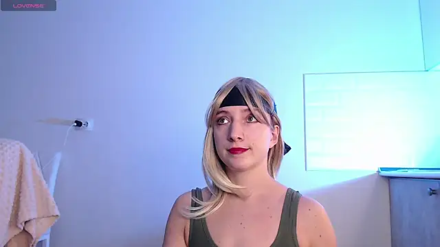 Eva Hailey  online show from January 28, 5:00 am