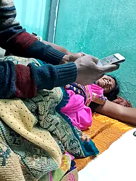 Snapshot of pujavinod chatting on December 15, 1:02 am pujavinod online show from December 15, 1:02 am