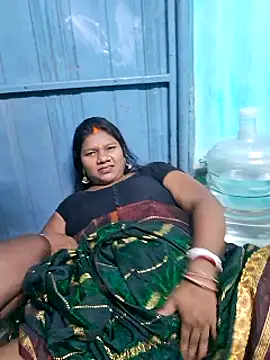 Snapshot of pujavinod chatting on February 1, 4:44 pm pujavinod online show from February 1, 4:44 pm