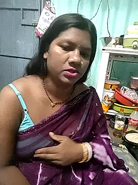 Snapshot of pujavinod chatting on October 7, 7:55 pm pujavinod online show from October 7, 7:55 pm