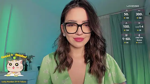 Snapshot of Oh_My_Dianee chatting on January 14, 7:36 am Oh My Dianee online show from January 14, 7:36 am