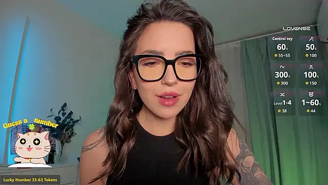 Snapshot of Oh_My_Dianee chatting on January 19, 8:07 am Oh My Dianee online show from January 19, 8:07 am