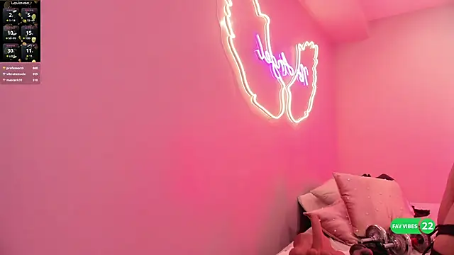 Snapshot of Ninna_monroe_ chatting on September 18, 4:20 pm Ninna monroe online show from September 18, 4:20 pm