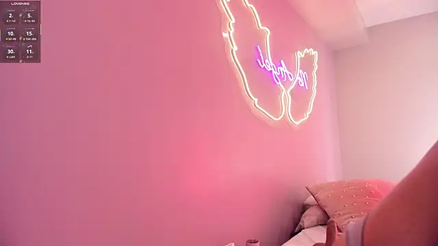 Snapshot of Ninna_monroe_ chatting on October 22, 4:07 pm Ninna monroe online show from October 22, 4:07 pm