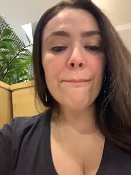 Snapshot of Sophie_Eaton chatting on September 13, 7:35 pm Sophie Eaton online show from September 13, 7:35 pm