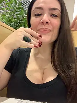 Snapshot of Sophie_Eaton chatting on September 15, 7:14 pm Sophie Eaton online show from September 15, 7:14 pm