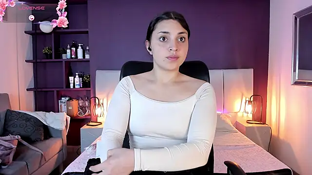 VickyBuunny online show from January 23, 2:50 pm
