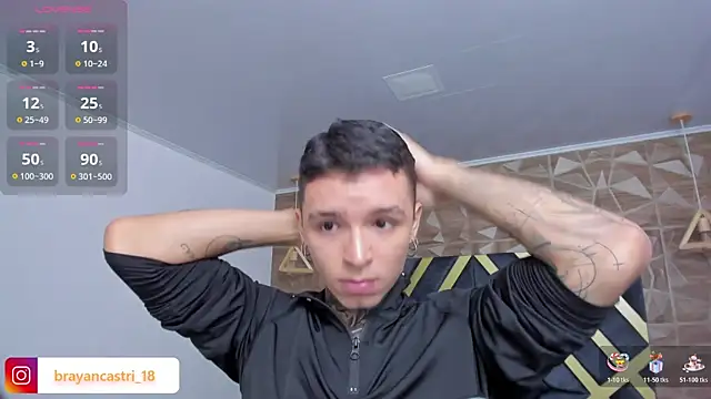 Snapshot of Ian_Castillo_ chatting on April 27, 11:19 am Ian Castillo online show from April 27, 11:19 am