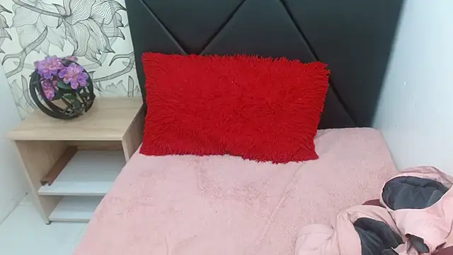 sarax ximena online show from May 13, 6:44 am