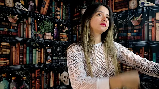 Snapshot of julietta___jackson chatting on November 12, 8:41 pm julietta jackson online show from November 12, 8:41 pm