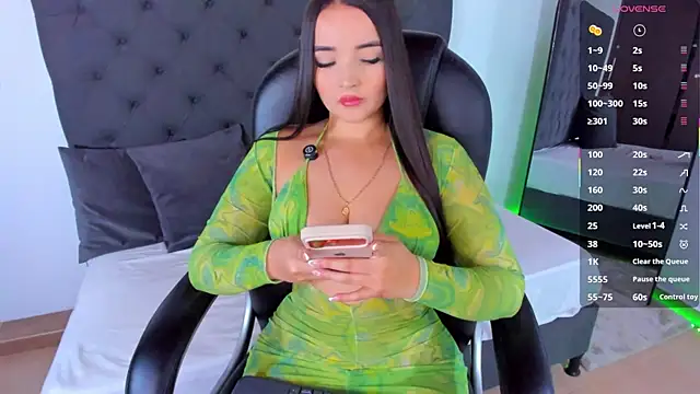 ninfomaria  online show from February 26, 7:24 pm