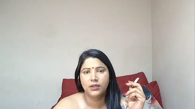 Snapshot of XIndianintimacy chatting on January 25, 1:10 am XIndianintimacy online show from January 25, 1:10 am
