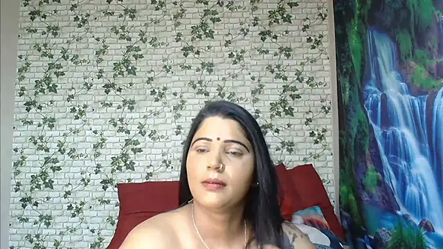 Snapshot of XIndianintimacy chatting on February 25, 5:47 pm XIndianintimacy online show from February 25, 5:47 pm