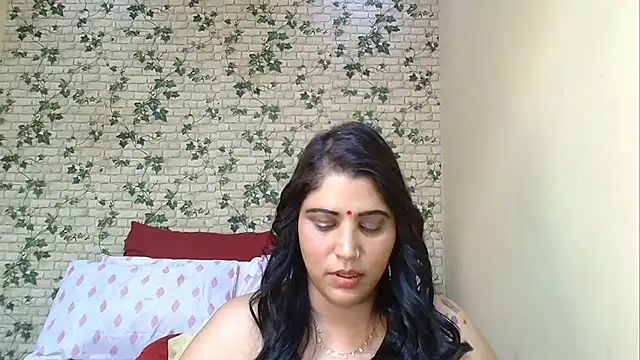 Snapshot of XIndianintimacy chatting on April 11, 8:46 pm XIndianintimacy online show from April 11, 8:46 pm