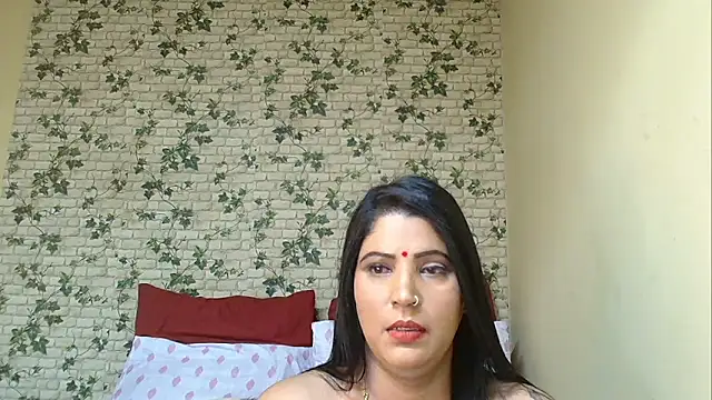 Snapshot of XIndianintimacy chatting on April 18, 7:58 pm XIndianintimacy online show from April 18, 7:58 pm