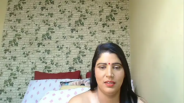 Snapshot of XIndianintimacy chatting on April 19, 6:10 pm XIndianintimacy online show from April 19, 6:10 pm