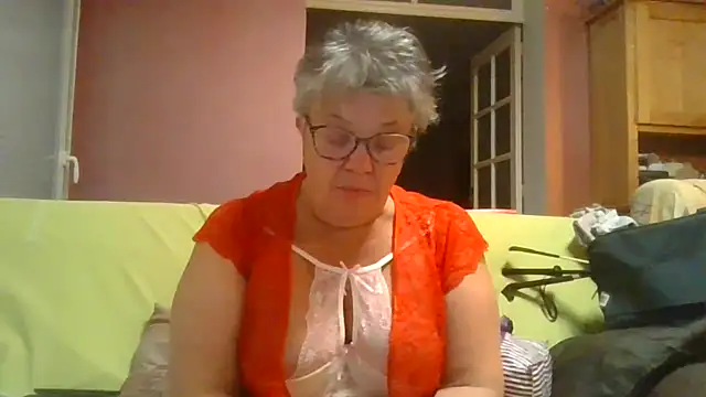 Vandeae44 online show from September 26, 7:51 pm