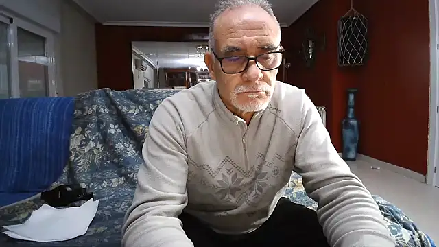 Snapshot of maduroguapo chatting on January 8, 5:26 pm maduroguapo online show from January 8, 5:26 pm